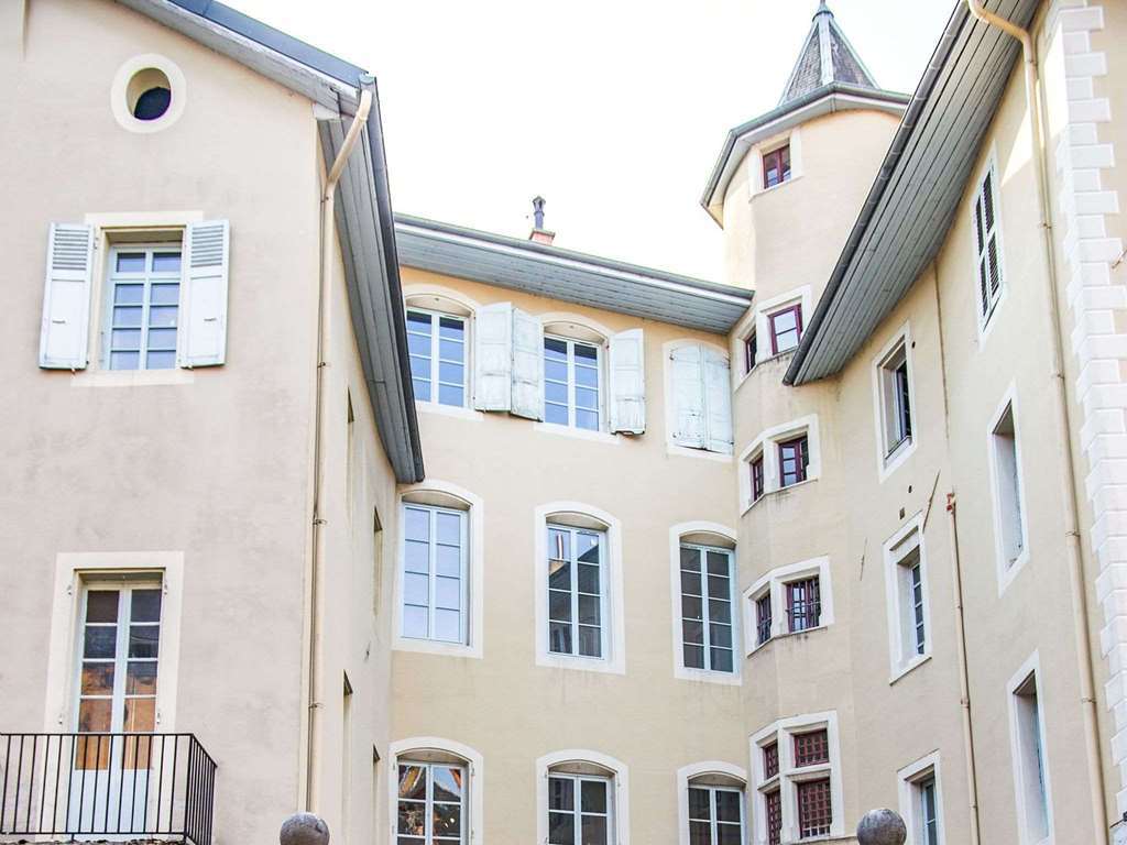 Kyriad Chambéry Centre - Hôtel et Résidence Servicios foto